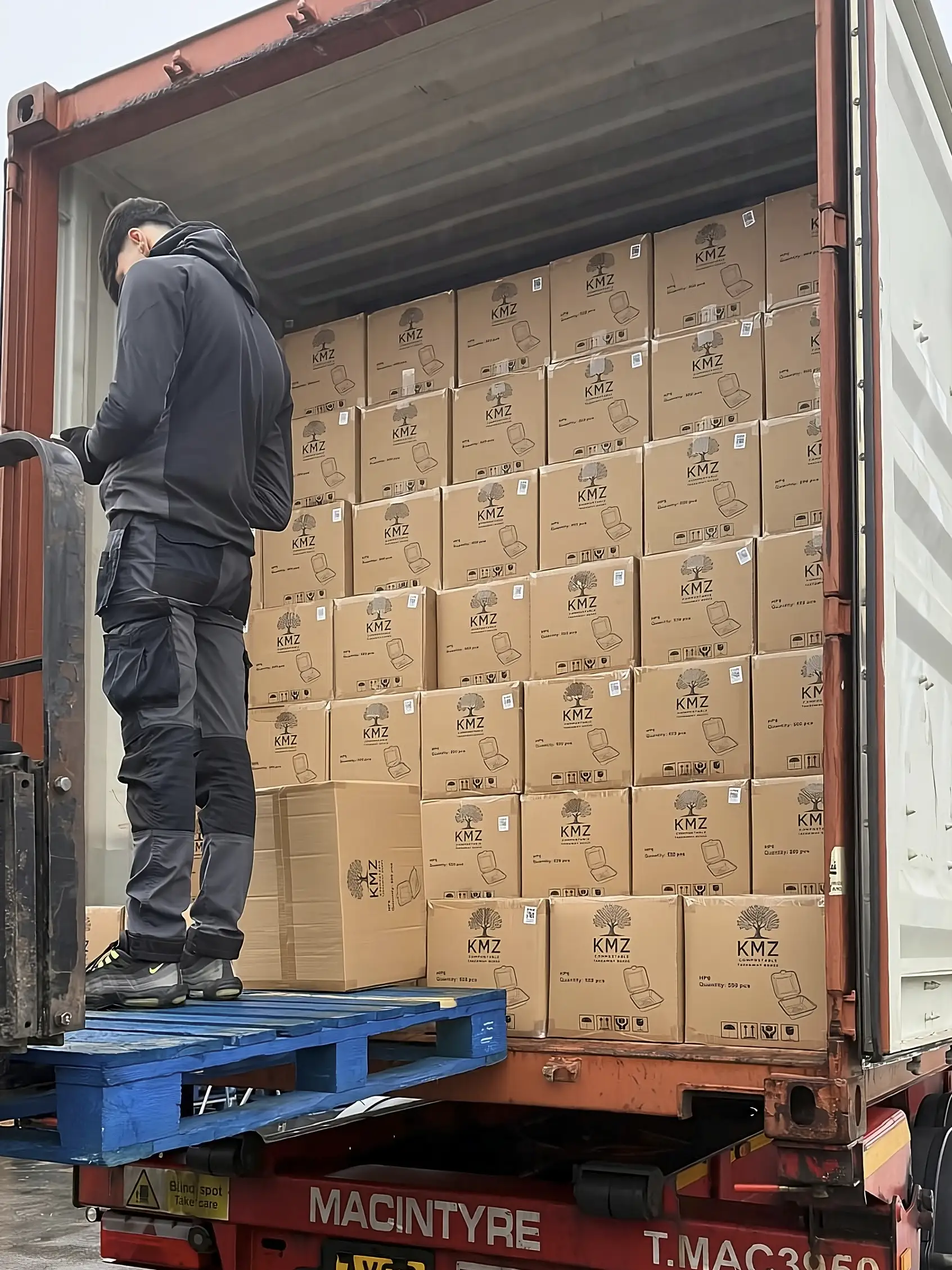 Unloading KMZ Packaging Products from the truck